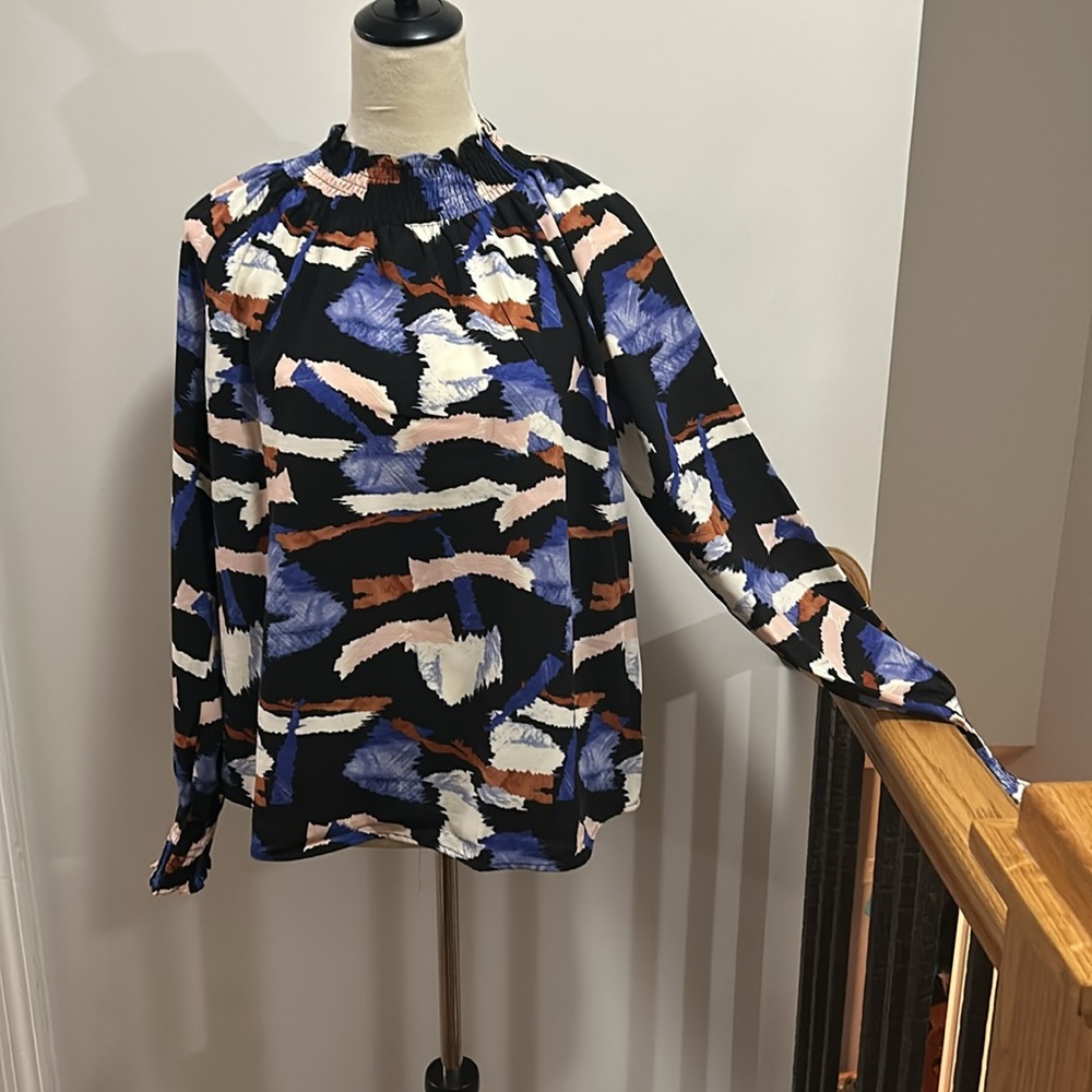 Geometric print blouse from Nine West size Large